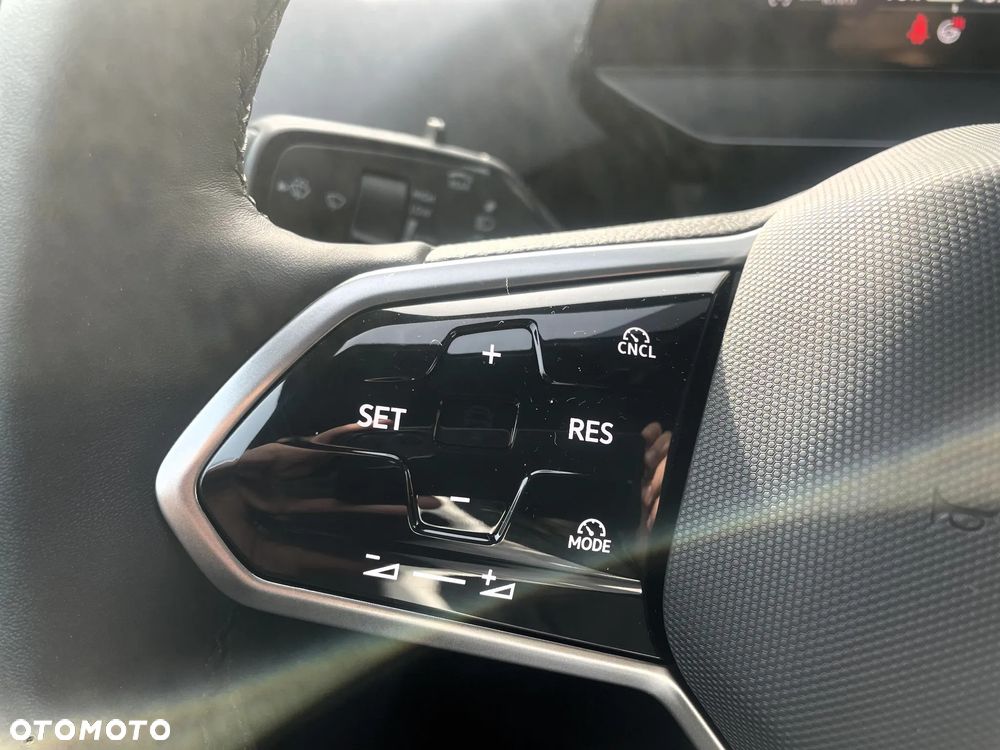 Volkswagen ID.4 77kWh Plus - 15