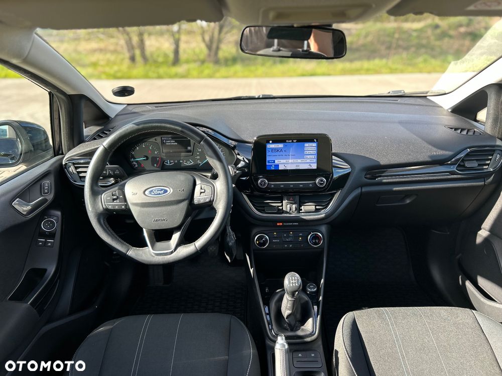 Ford Fiesta 1.1 S&S COOL&CONNECT - 10