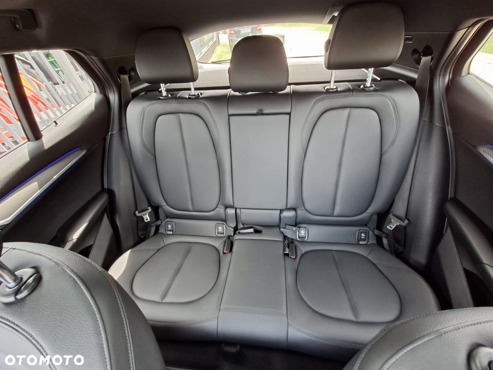 BMW X2 - 38