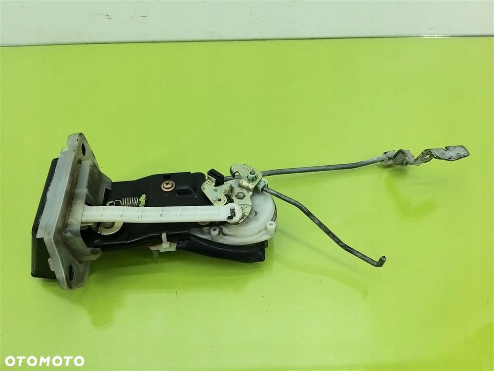 Zamek klapy tylnej Suzuki Ignis II 2003-2010 - 1