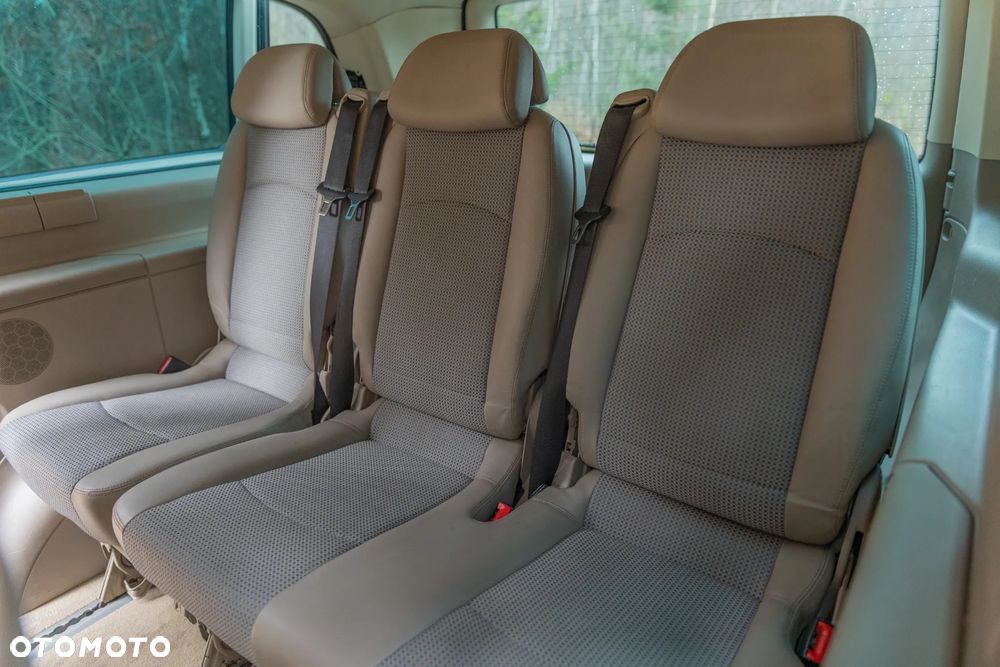 Mercedes-Benz Viano - 12