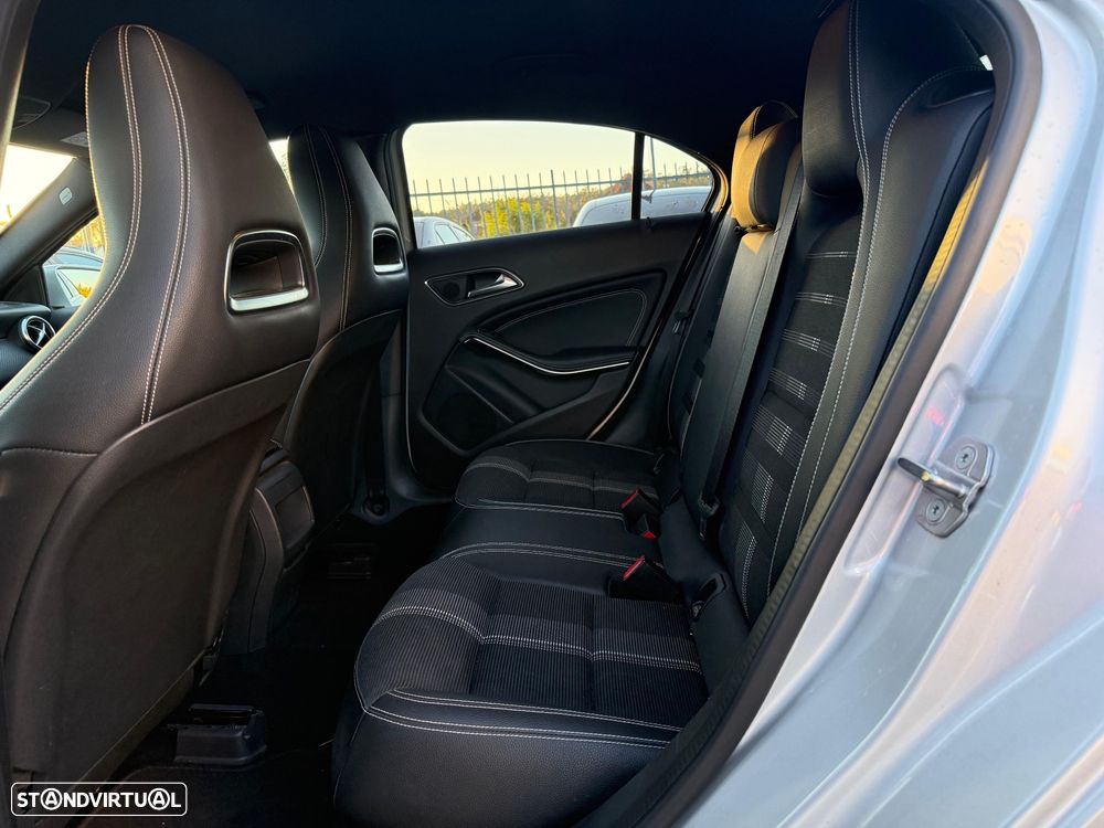 Mercedes-Benz A 180 d Urban - 13