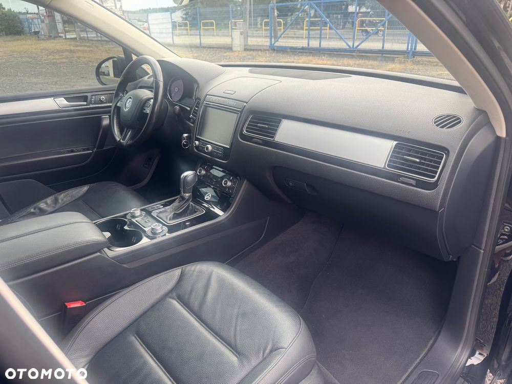 Volkswagen Touareg 3.0 V6 TDI BMT - 15