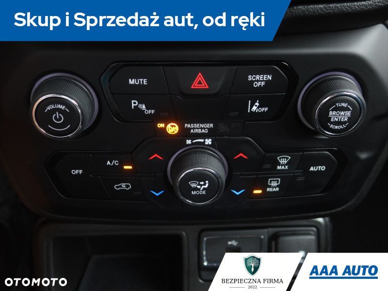 Jeep Renegade - 15