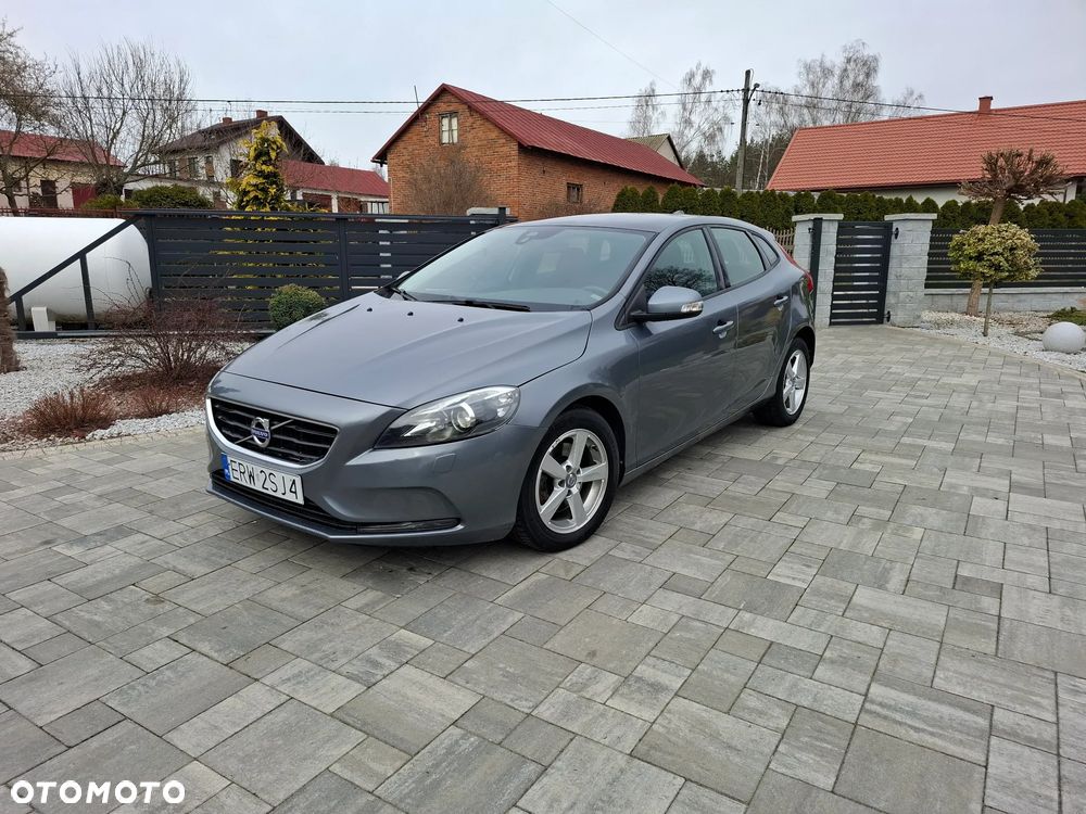 Volvo V40 T2 You - 2