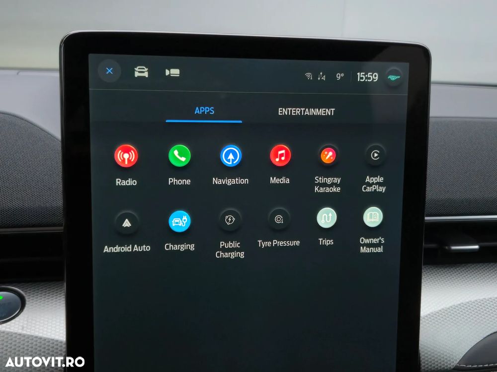 Ford Mustang Mach-E PREMIUM - 13