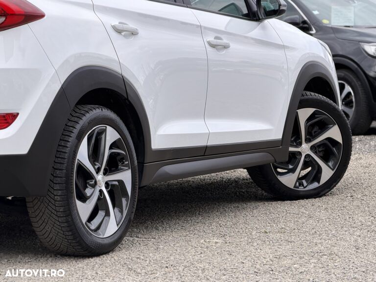 Hyundai Tucson 2.0 CRDI 4WD Advantage - 10