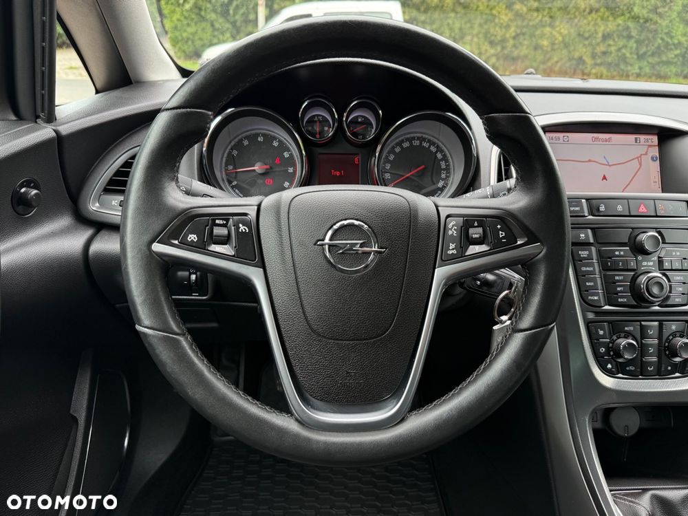 Opel Astra 1.4 T Enjoy S&S - 19