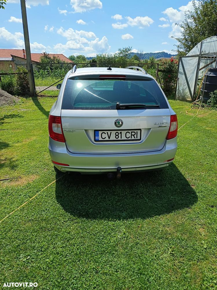Skoda Superb 1.6 TDI GreenLine - 4