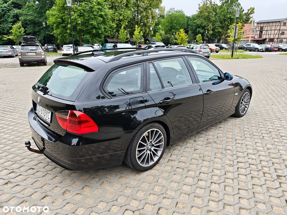 BMW Seria 3 320d - 5
