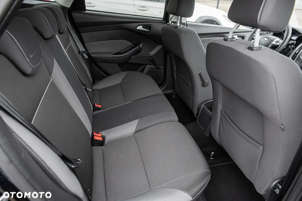 Ford Focus 1.0 EcoBoost Titanium ASS - 25