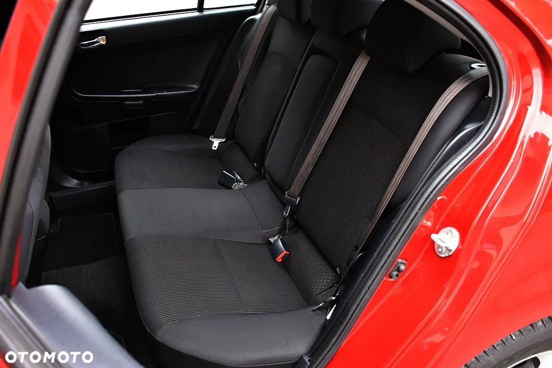 Mitsubishi Lancer 1.6 ClearTec XTRA - 33