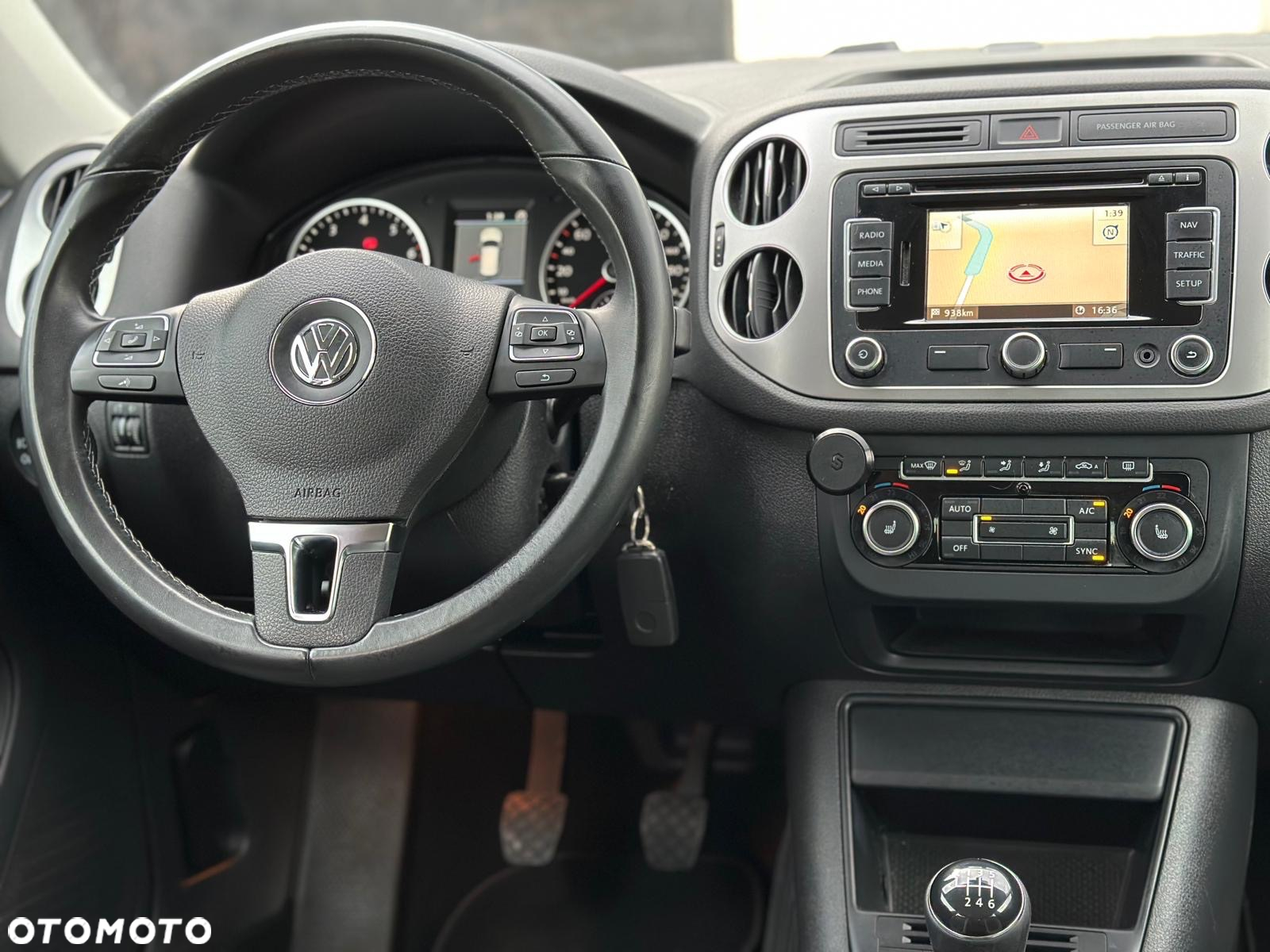 Volkswagen Tiguan - 13