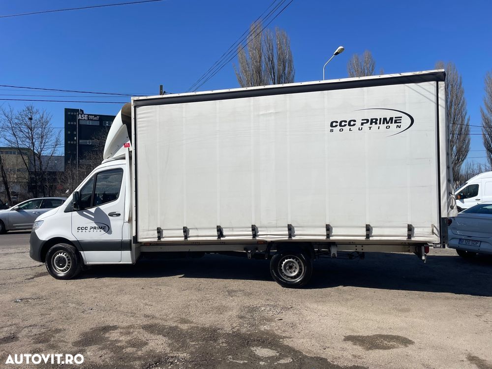 Mercedes-Benz Sprinter - 5