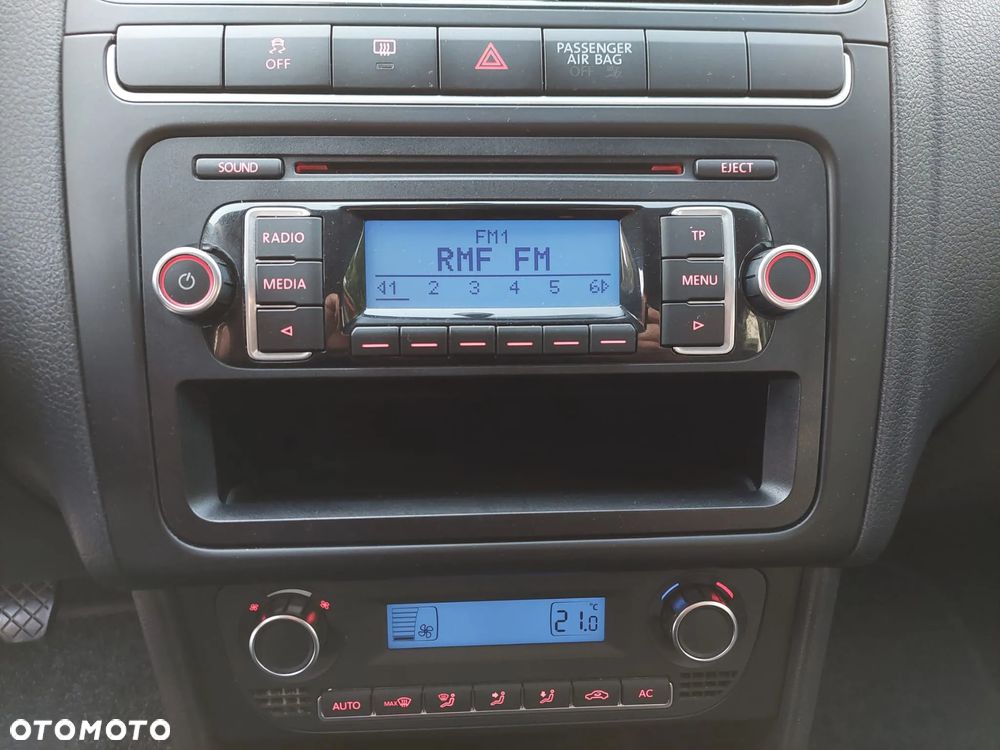 Volkswagen Polo - 13