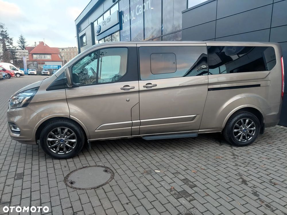 Ford Tourneo Custom 2.0 EcoBlue L2 Titanium - 25