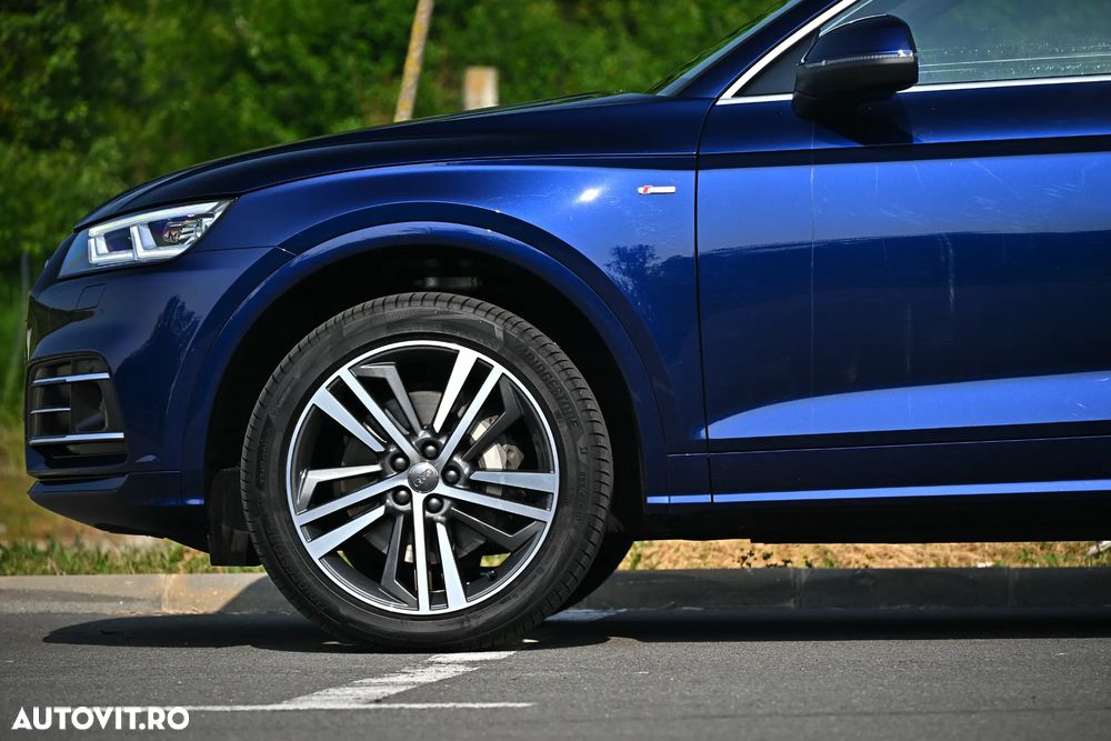Audi Q5 55 TFSIe quattro S tronic S line business - 22
