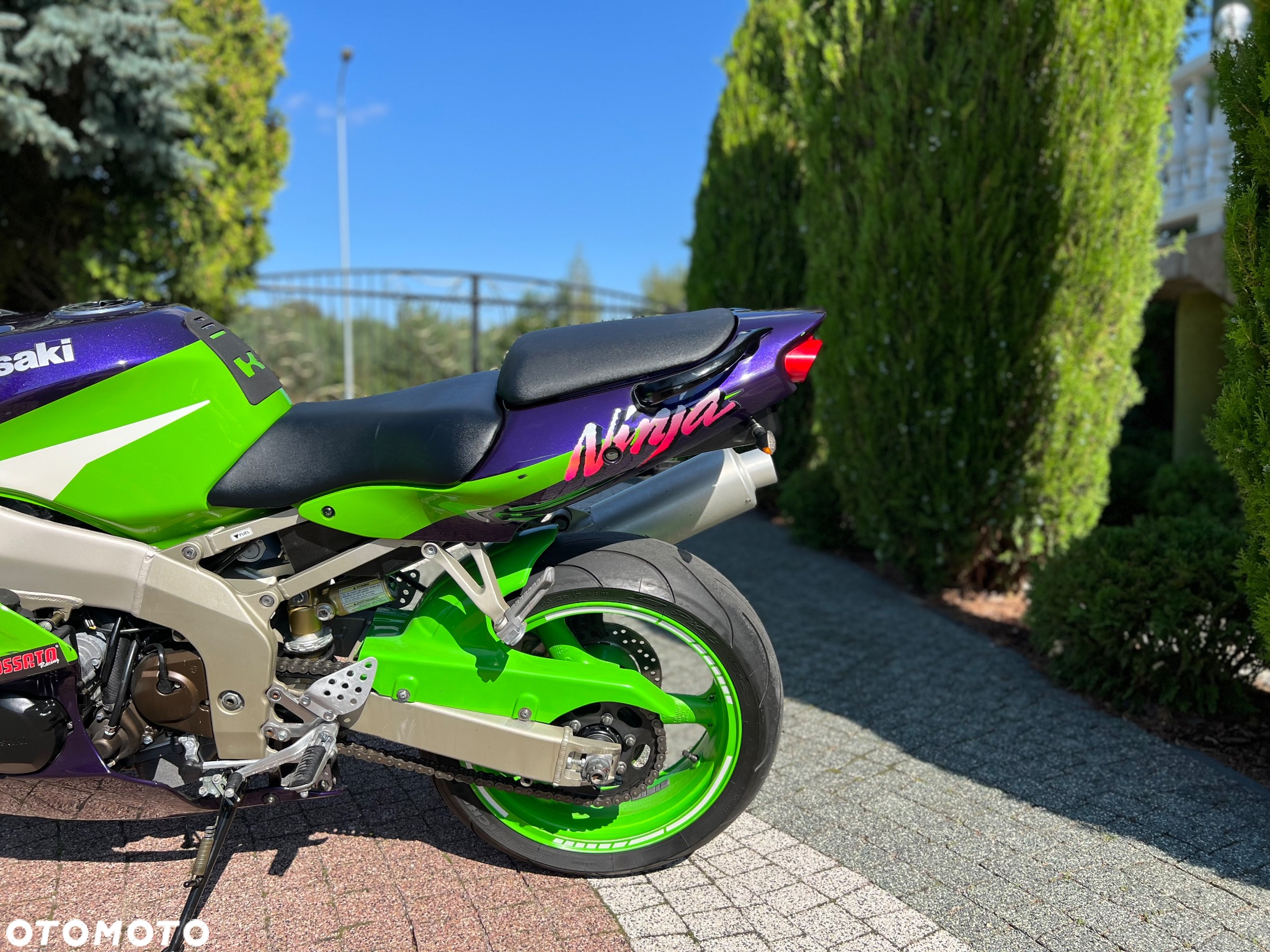 Kawasaki ZXR - 21