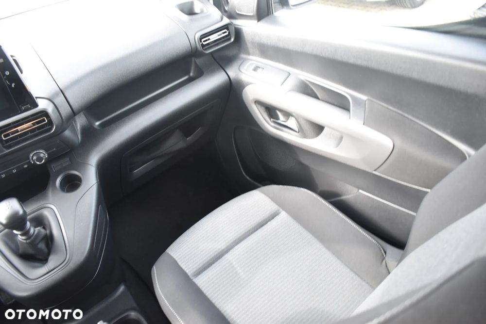 Toyota Proace City Verso 1.5 D-4D Business - 19