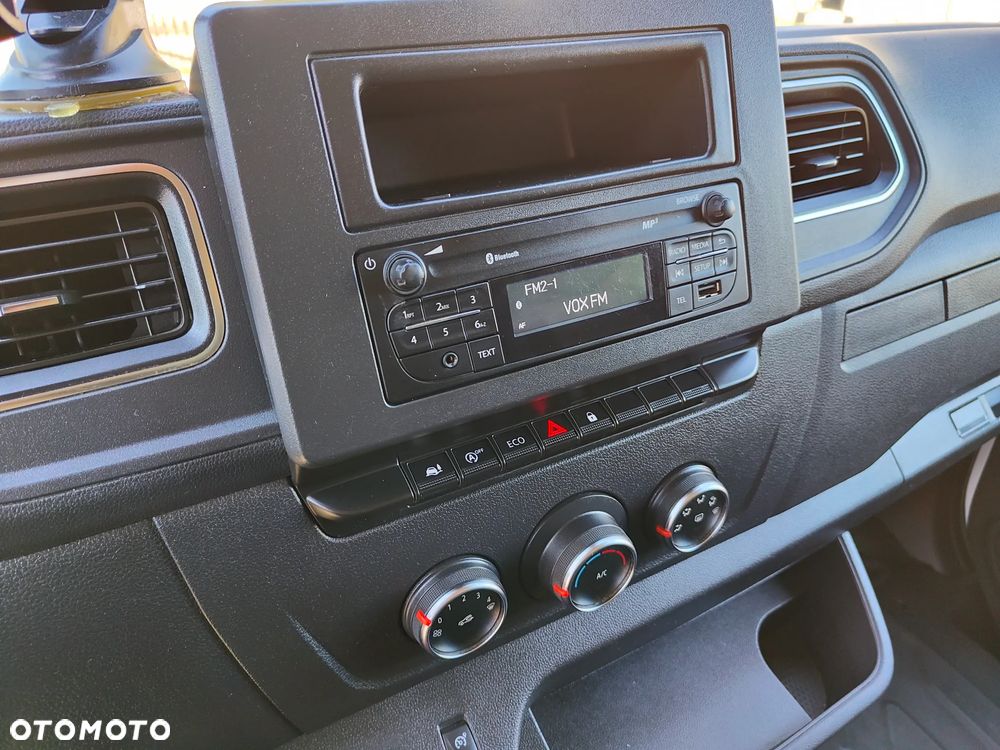 Renault MASTER 2.3DCI 165KM** WINDA DHOLLANDIA** Skrzynka-Plandeka+1xFIRANKA 8-EuroPalet* UDT-ważne 02.28** POLSKI SALON** 217 TYŚ KM** DMC do 3.5T kat.B** - 18