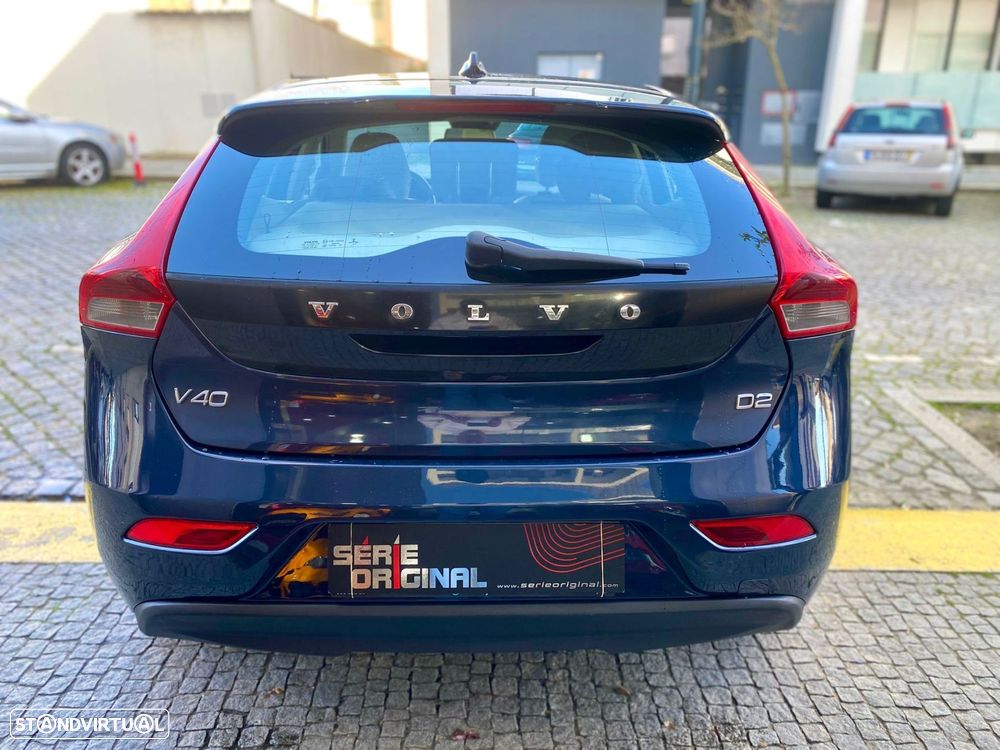 Volvo V40 1.6 D2 Momentum - 8
