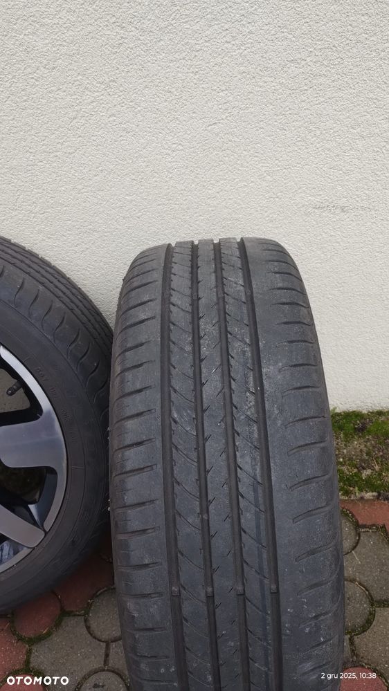 Citroën C3 1.2 PureTech Shine - 17