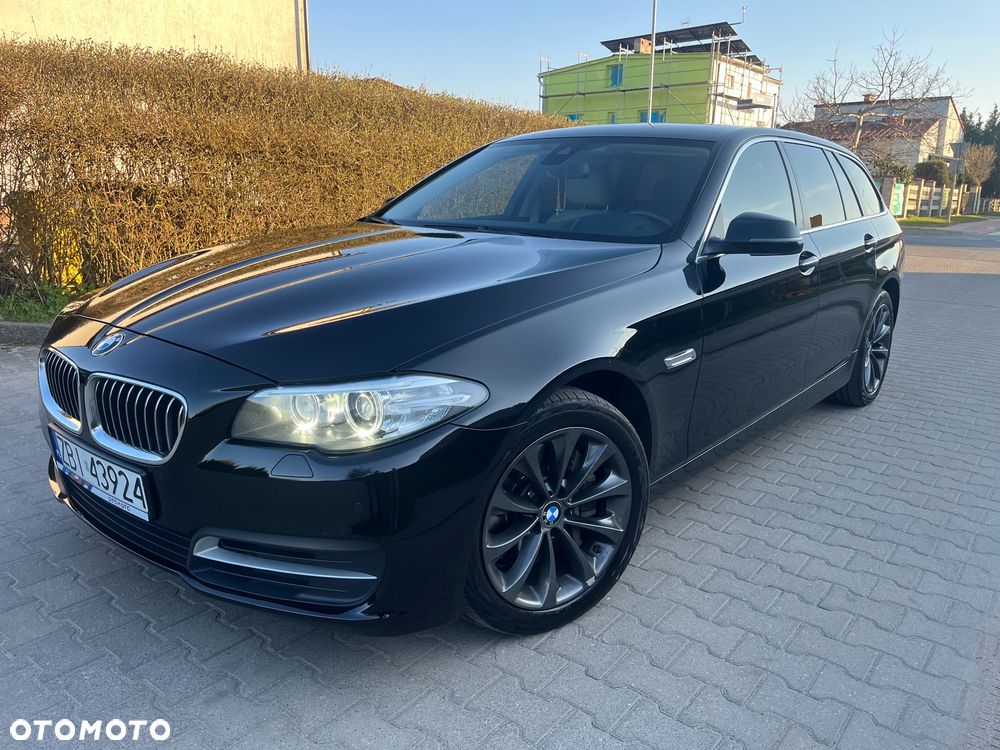 BMW Seria 5 525d xDrive - 1