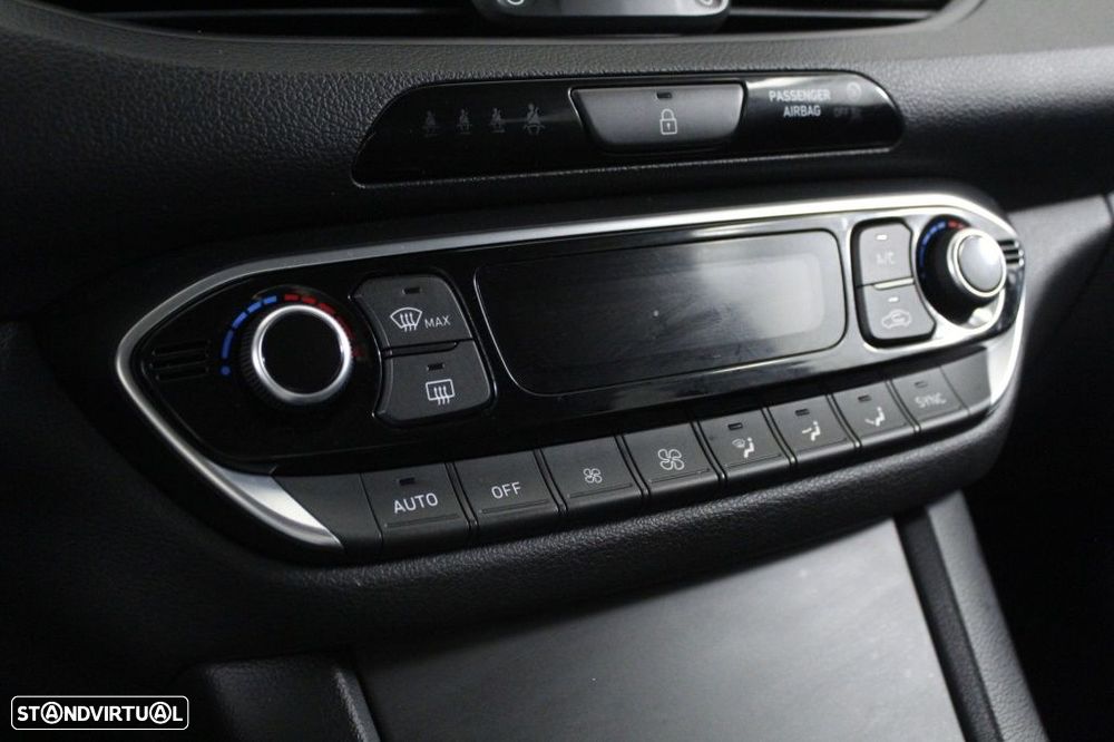 Hyundai i30 1.0 T-GDi Style Plus - 28