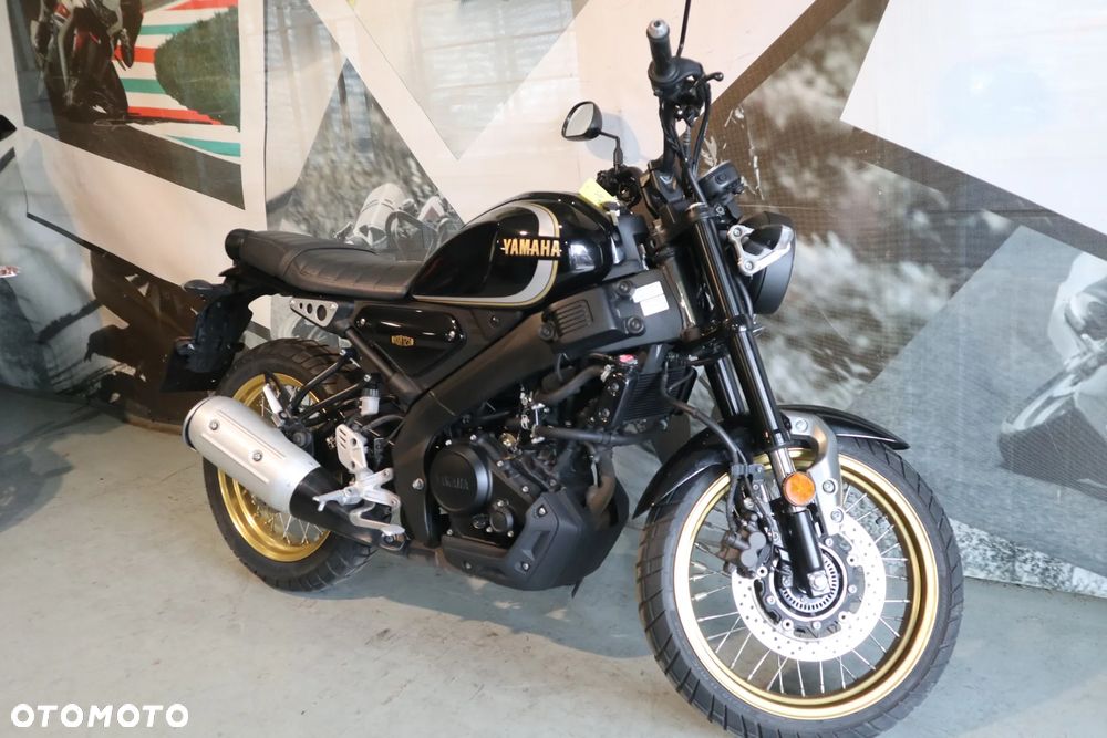 Yamaha XSR - 3