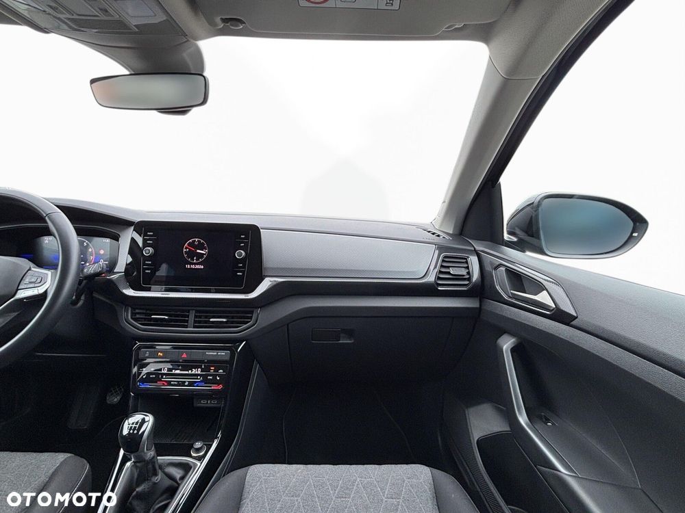 Volkswagen T-Cross - 22