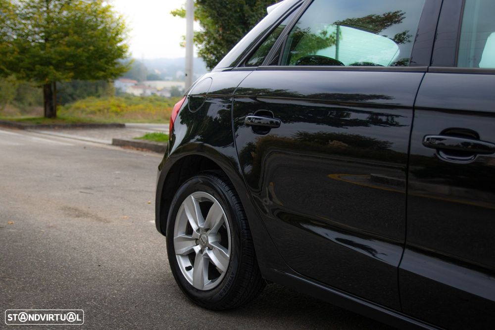 Audi A1 Sportback 1.0 TFSI ultra design - 17