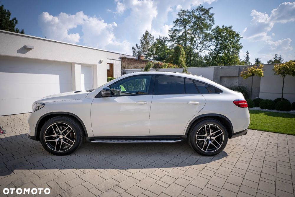 Mercedes-Benz GLE 400 4Matic 7G-TRONIC AMG Line - 14