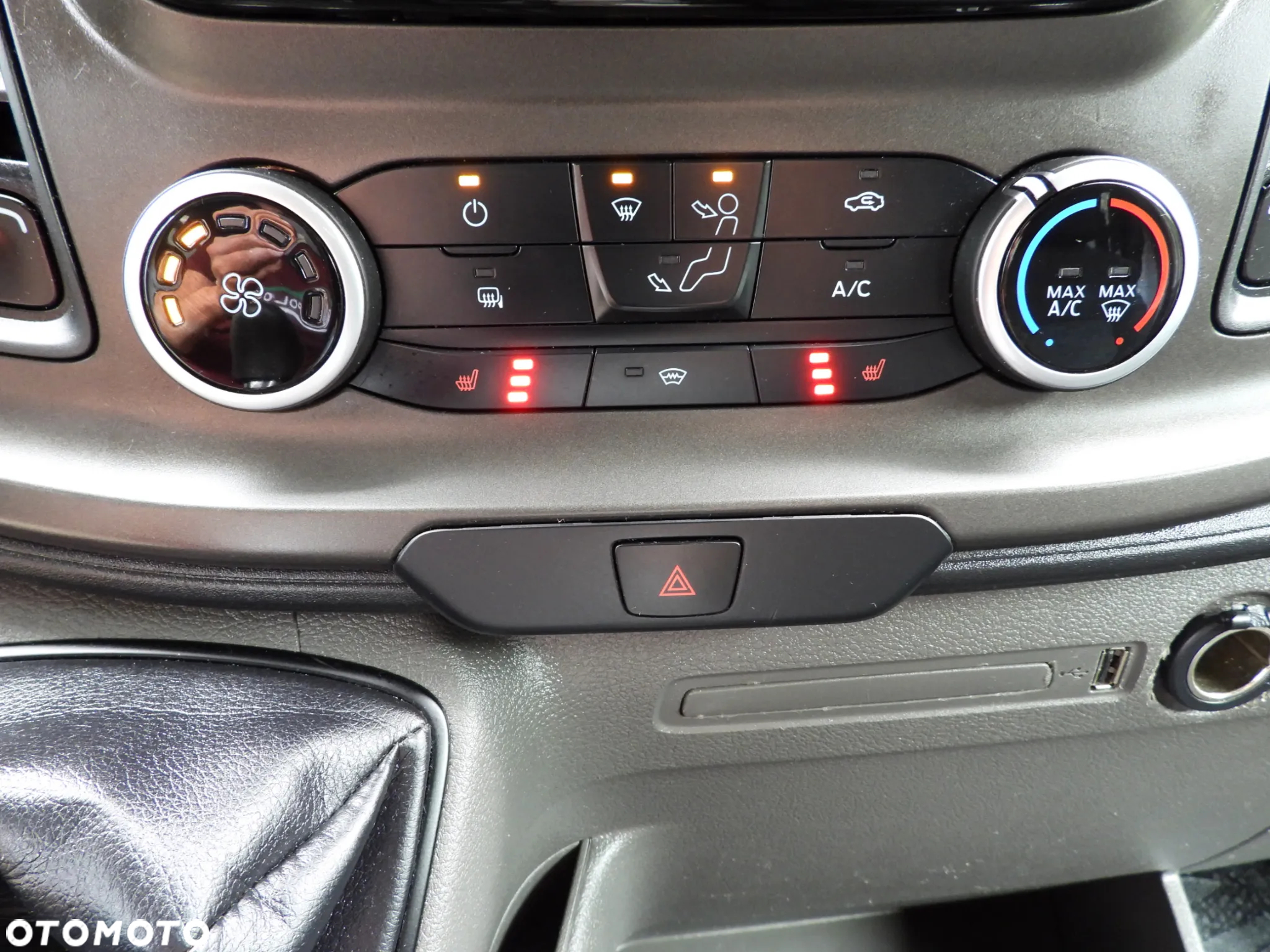 Ford TRANSIT  PLANDEKA 10 PALET WEBASTO TEMPOMAT LEDY PNEUMATYKA KLIMATYZACJA 160KM [ M38701 ] - 32