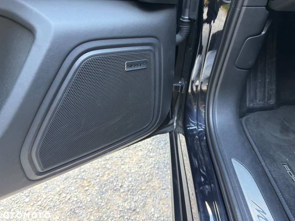 Porsche Macan Turbo PDK - 21