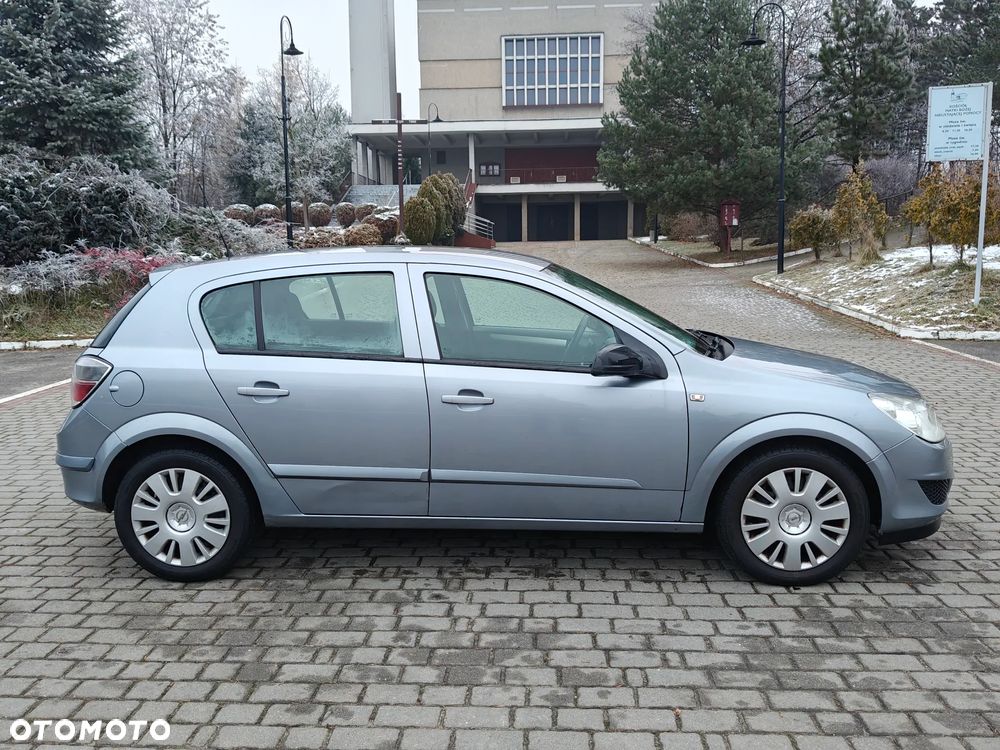Opel Astra 1.6 Cosmo - 4