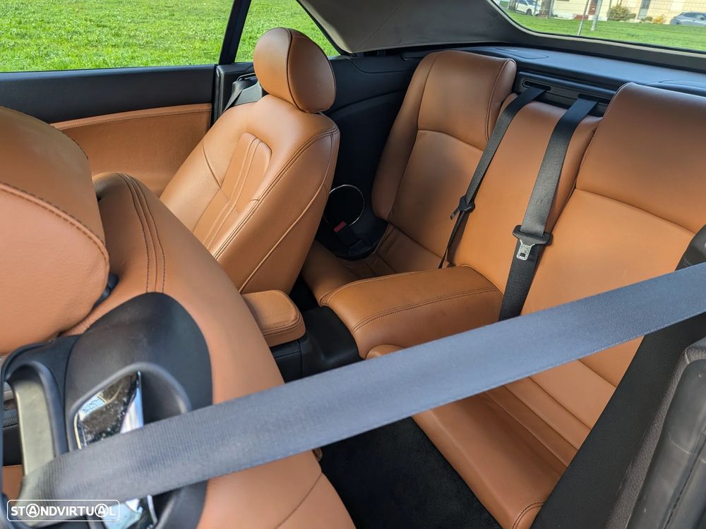 Jaguar XK XK8 4.2 Covertible Classic - 11