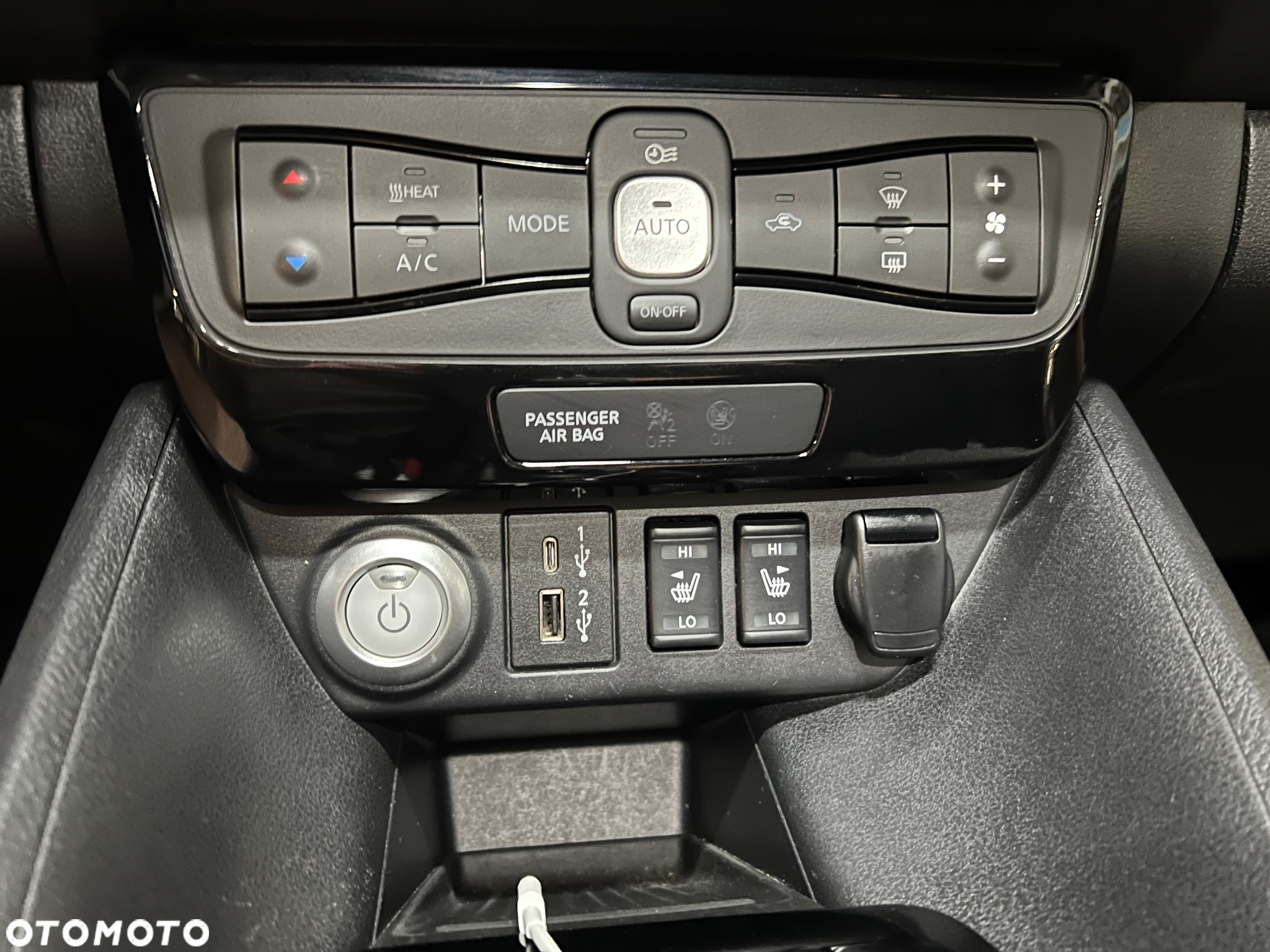 Nissan Leaf 40 kWh N-Connecta - 28