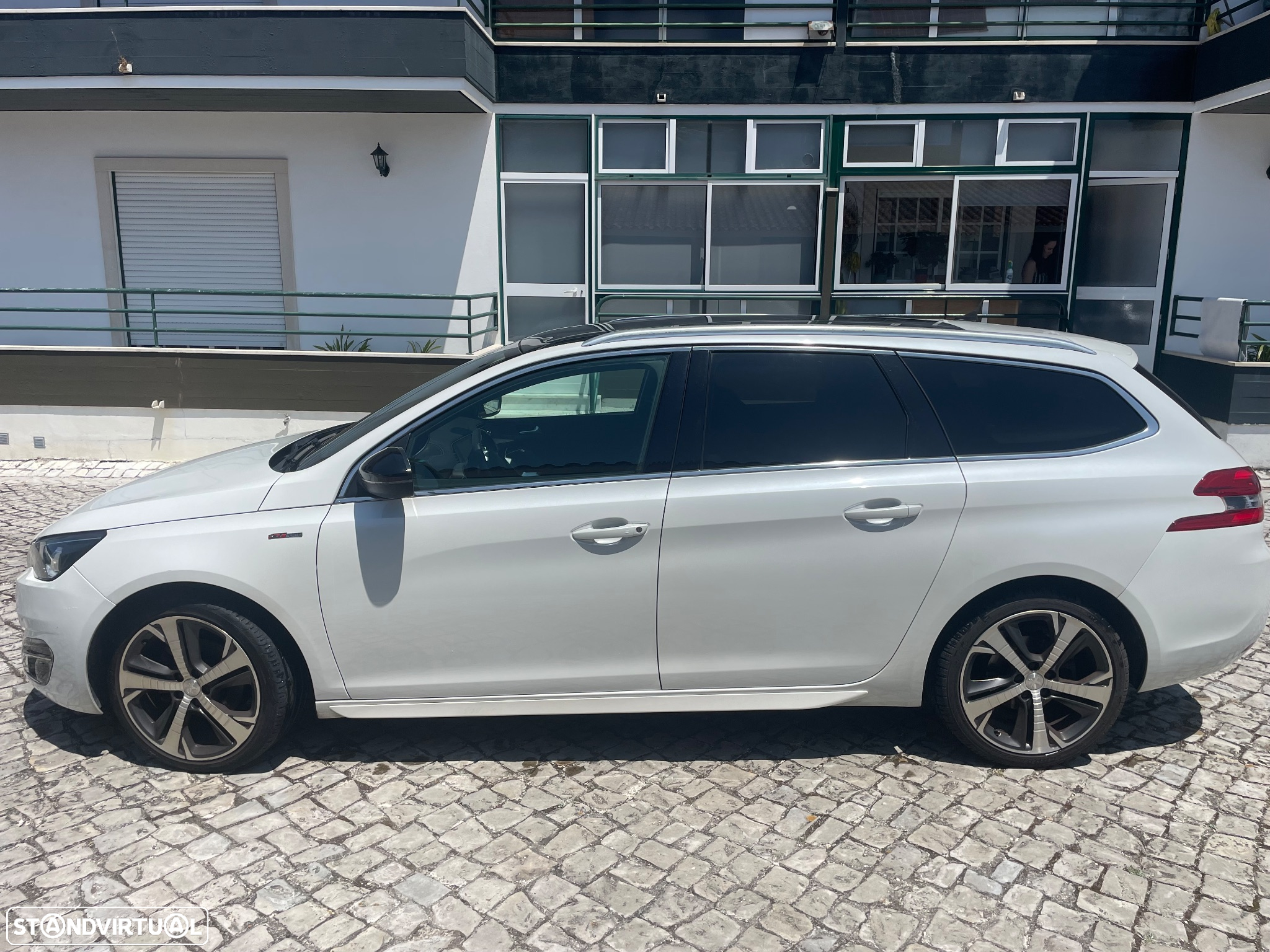 Peugeot 308 SW 1.6 BlueHDi GT Line - 4