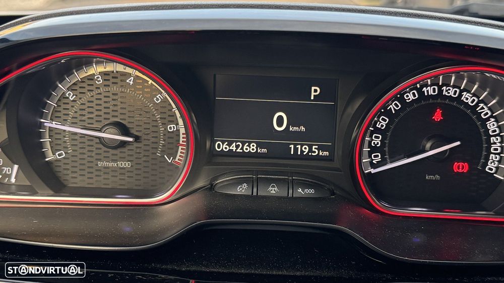 Peugeot 2008 1.2 PureTech GT Line EAT6 - 15