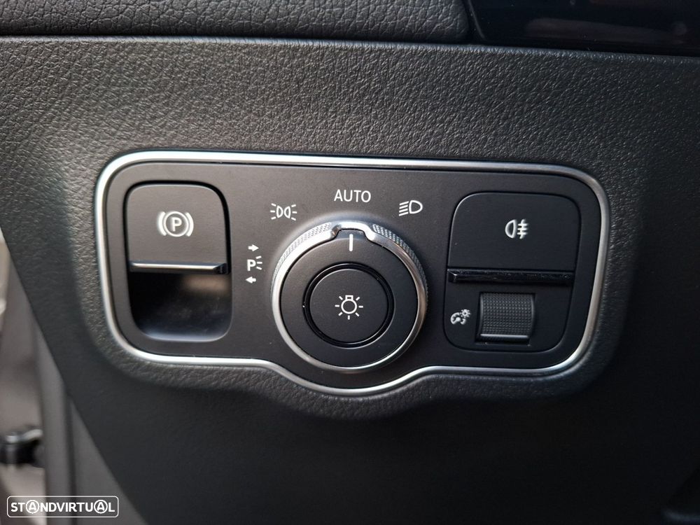 Mercedes-Benz EQA 350 4Matic AMG Line - 19