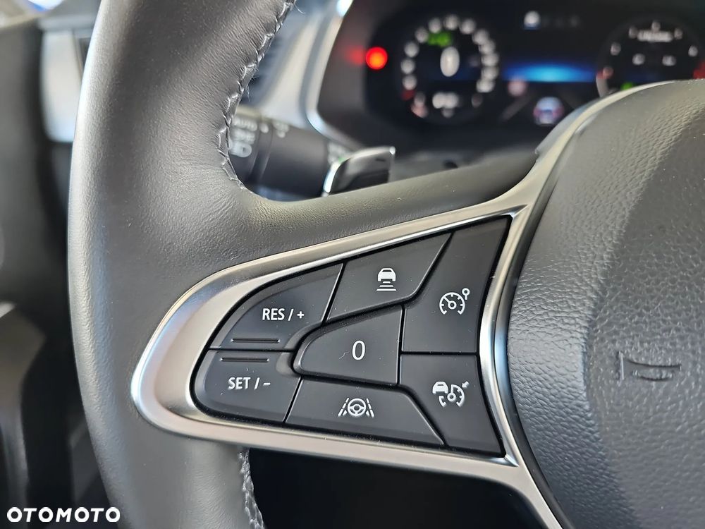 Renault Captur 1.3 TCe mHEV Techno EDC - 17