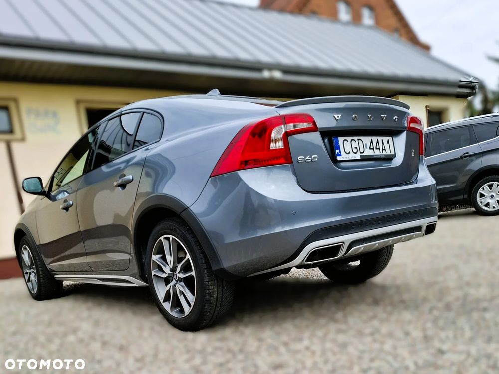 Volvo S60 Cross Country D4 Drive-E Momentum - 9