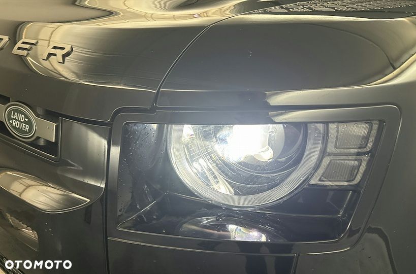 Land Rover Defender 110 D300 X-Dynamic S - 3