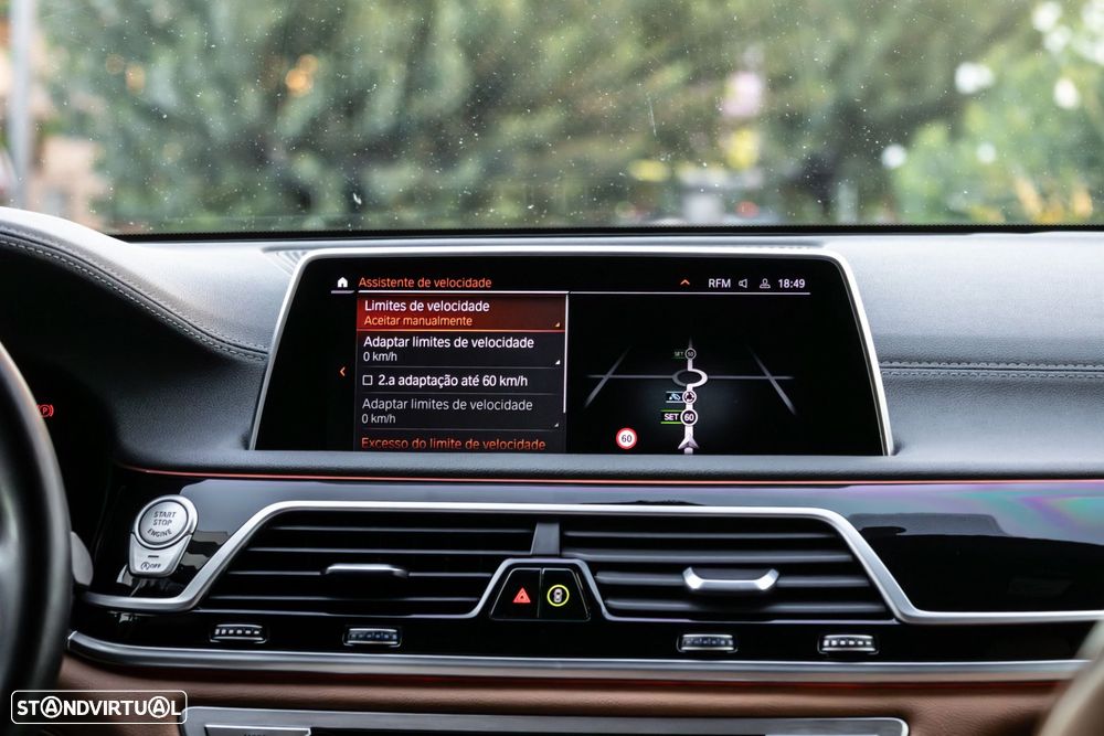 BMW 740 d xDrive Pack M Auto - 46