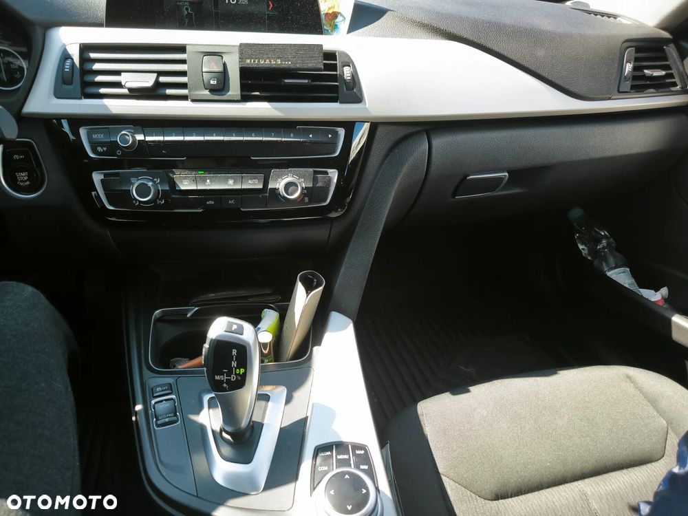 BMW Seria 3 - 16