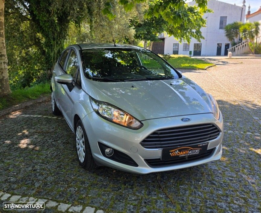Ford Fiesta 1.0 EcoBoost S&S TITANIUM - 3