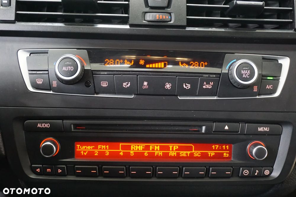 BMW Seria 1 120d Urban Line - 30