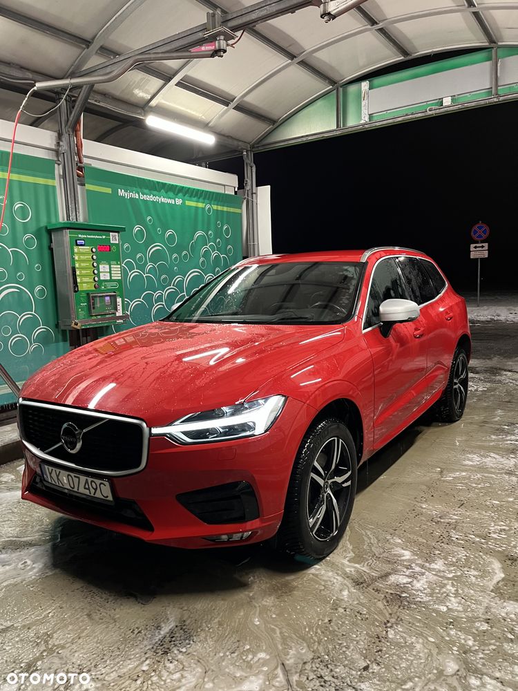 Volvo XC 60 T5 AWD R-Design - 1