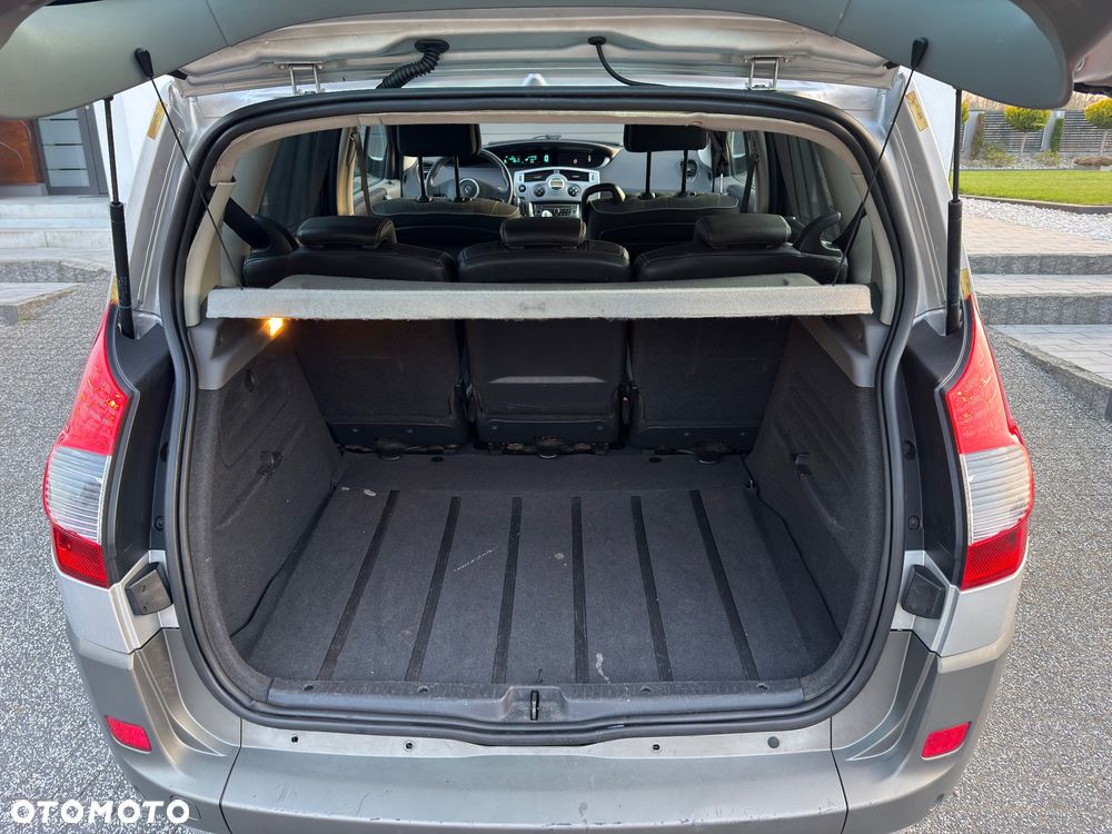 Renault Scenic 2.0 16V Privilege - 31