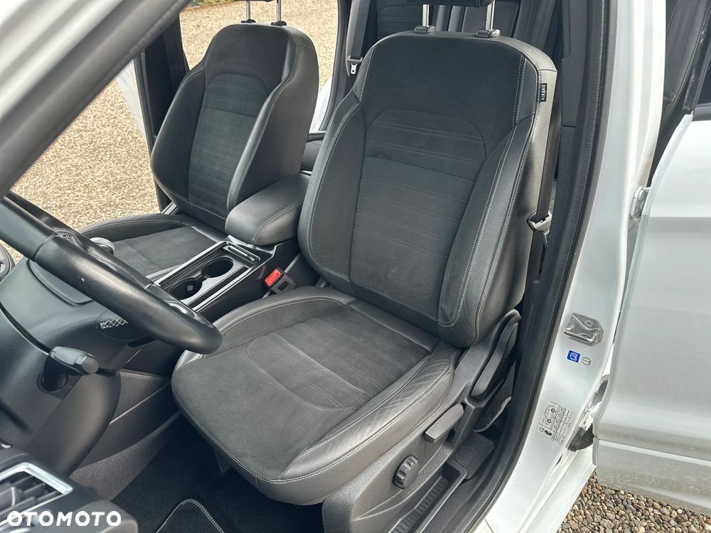 Ford Kuga 1.5 EcoBoost 2x4 ST-Line - 14